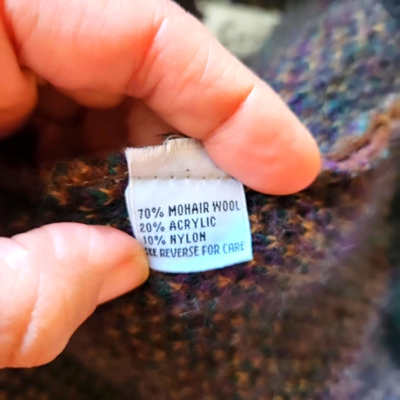 Chunky Abstract Cardigan - Picture 7 of 7